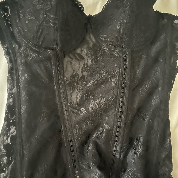 La Vie En Rose Black Corset - Picture 5 of 6